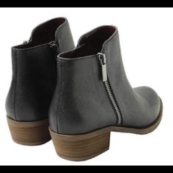 Kensie size 7,8 - Picture 2 of 10